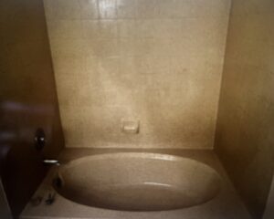 Loyalty H&M Bath tub after