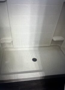 Loyalty H&M Shower after
